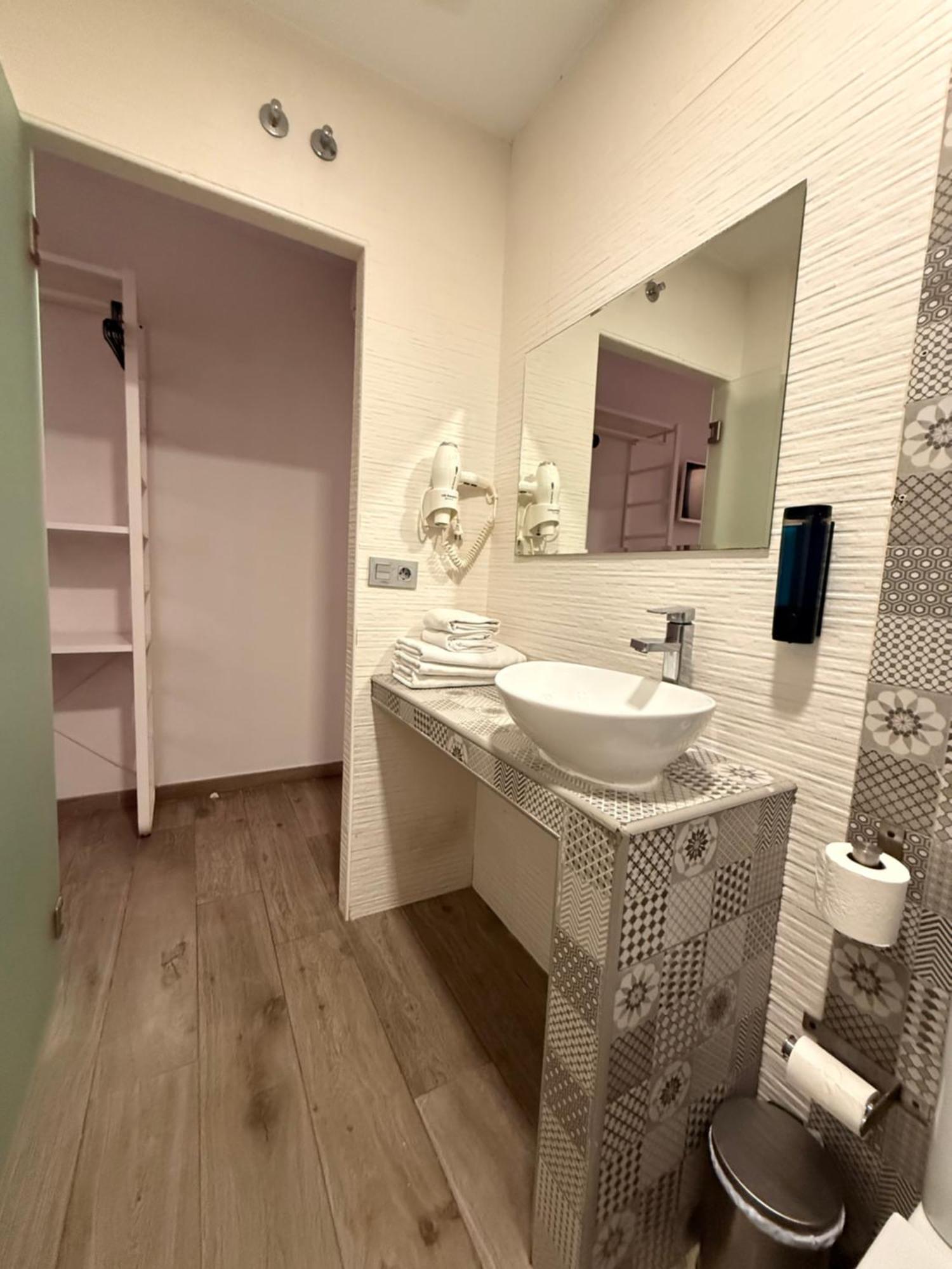 Hostal Letto Dal Mare Valencia Exterior foto